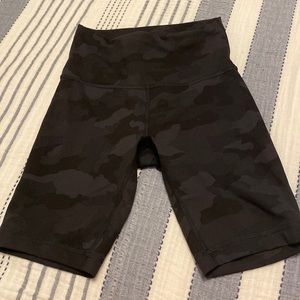 Lululemon black camo shorts